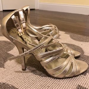 Light gold/silver size 7.5 heels